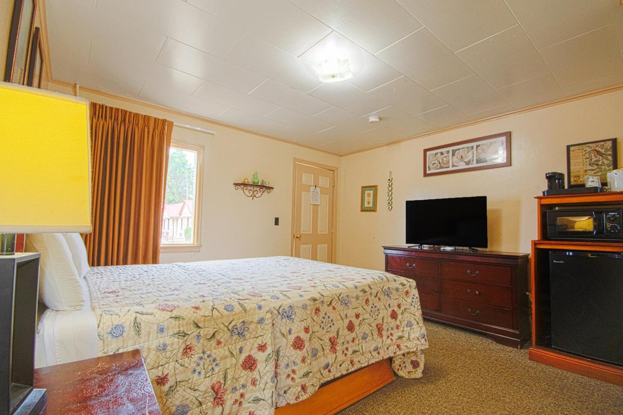Sunflower Motel Hiawatha By Oyo מראה חיצוני תמונה