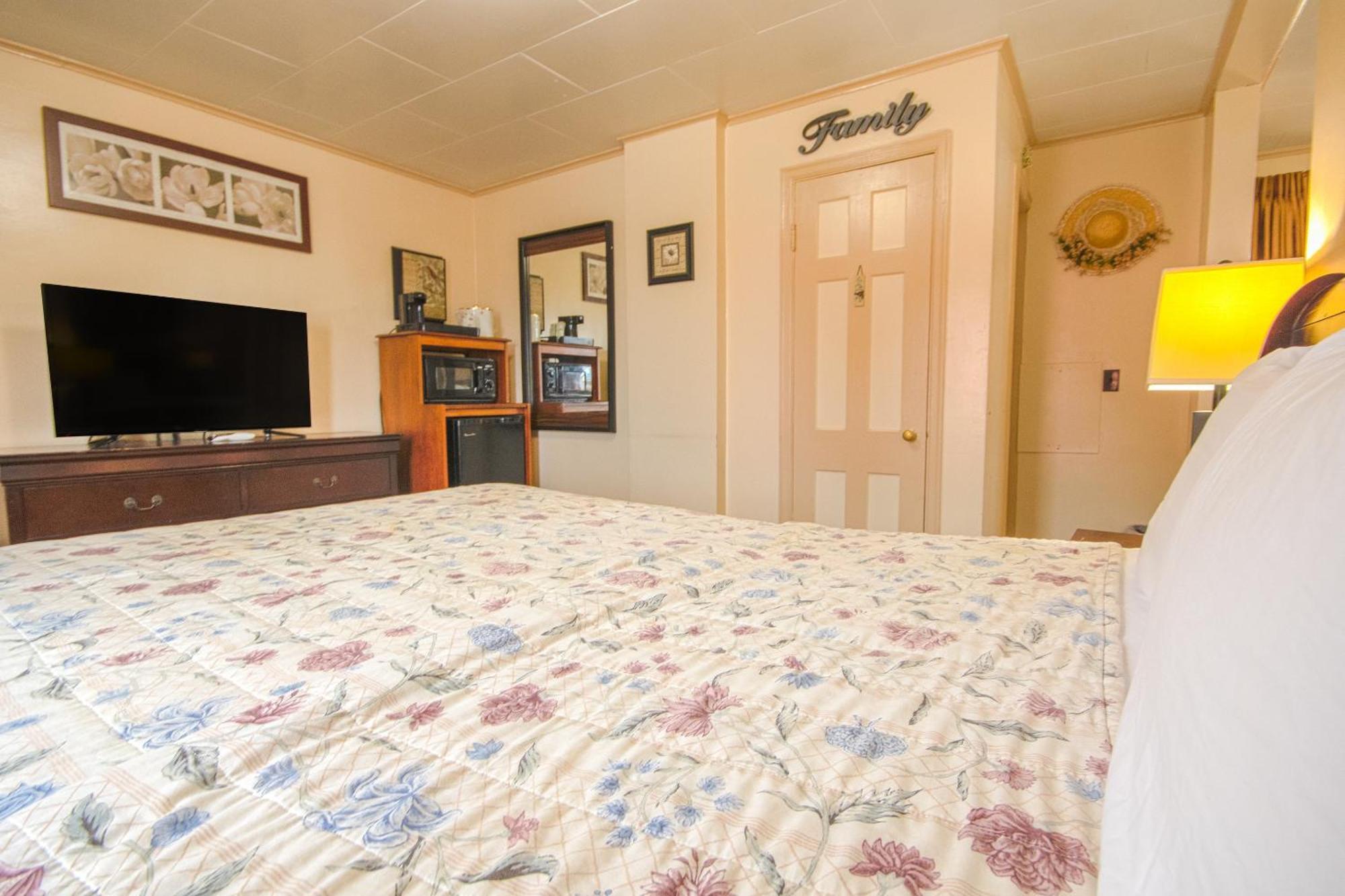 Sunflower Motel Hiawatha By Oyo מראה חיצוני תמונה