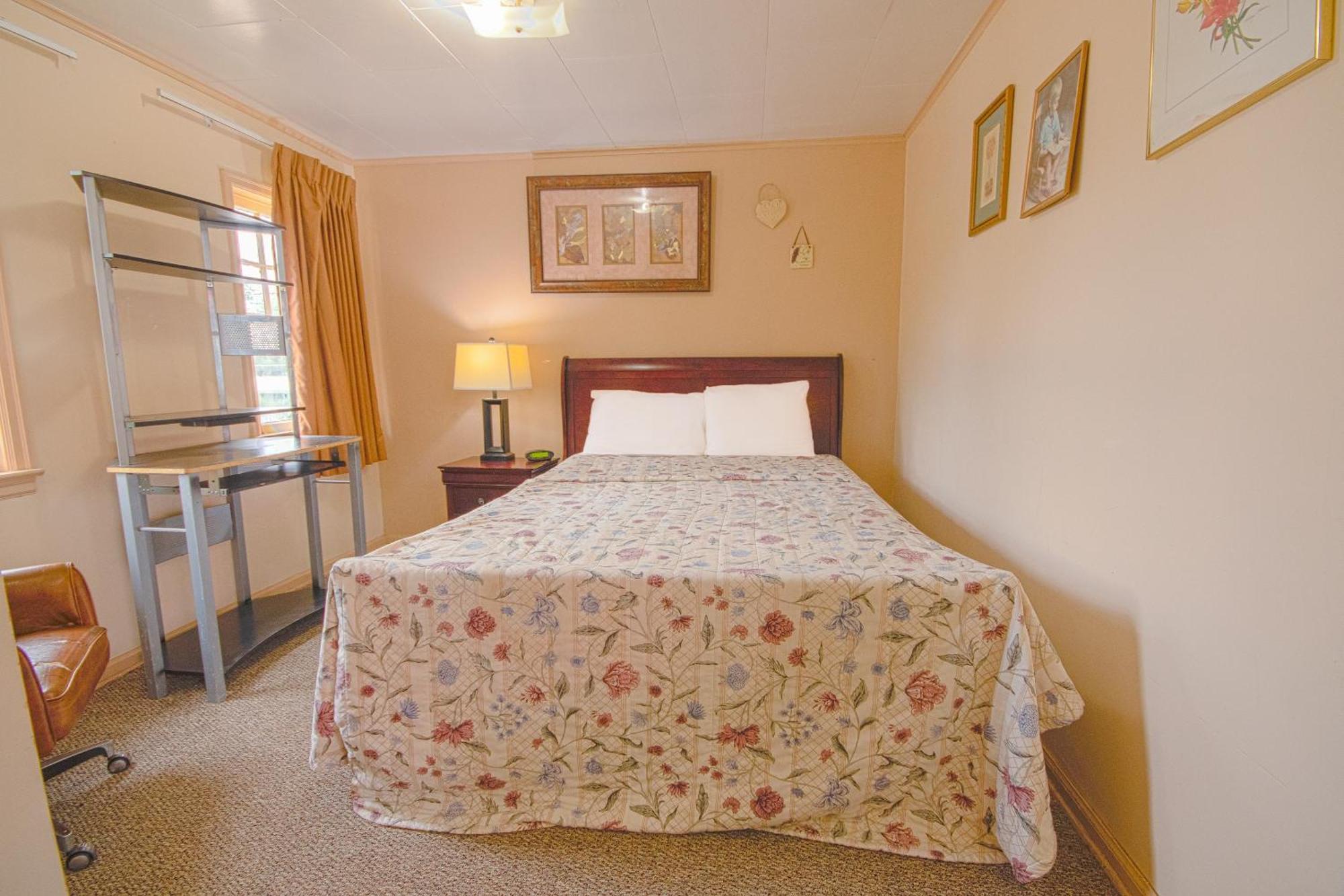 Sunflower Motel Hiawatha By Oyo מראה חיצוני תמונה