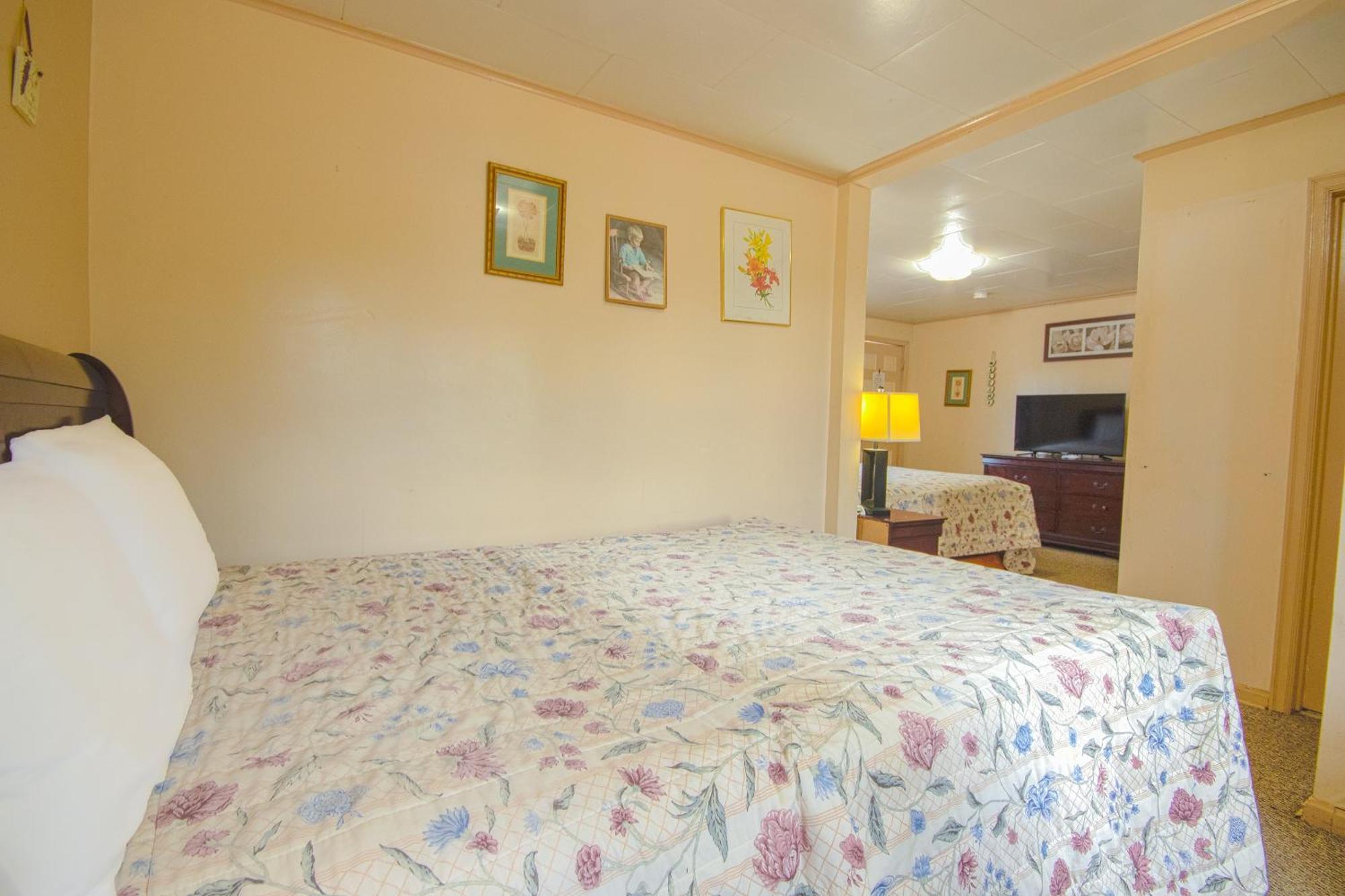 Sunflower Motel Hiawatha By Oyo מראה חיצוני תמונה