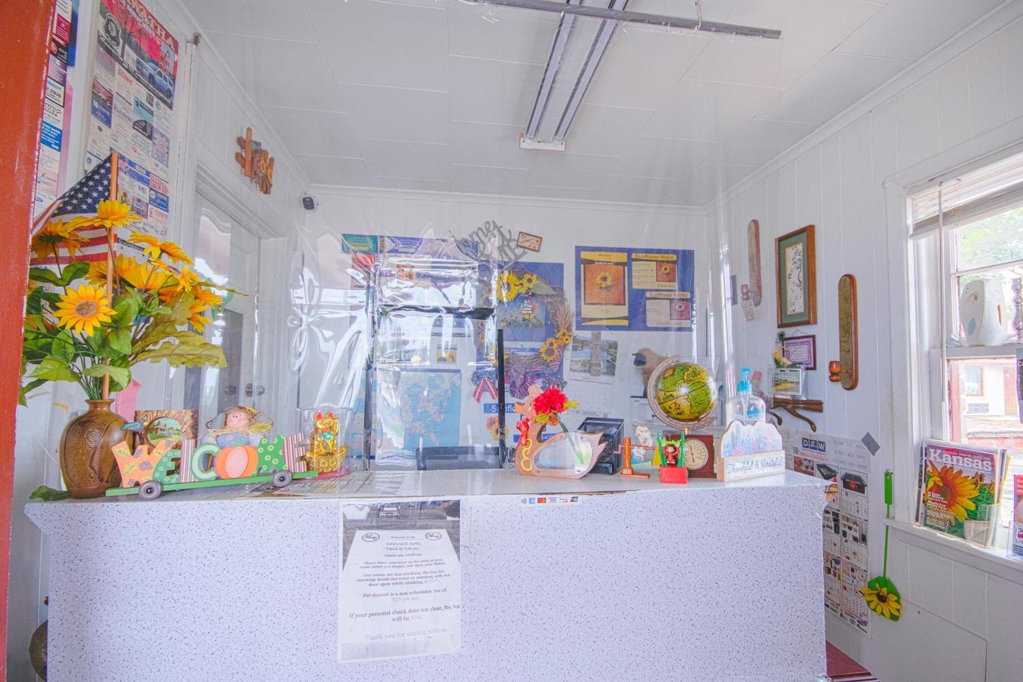 Sunflower Motel Hiawatha By Oyo מראה חיצוני תמונה